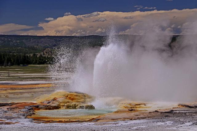 032 yellowstone, fountain paintpot.JPG